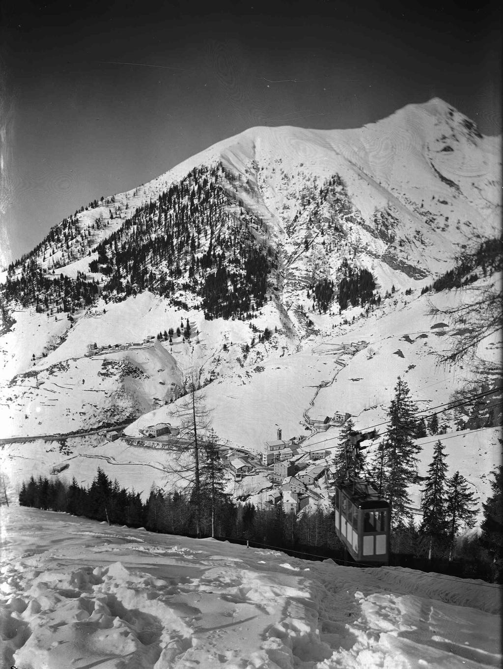 Montagne Innevate · Historify