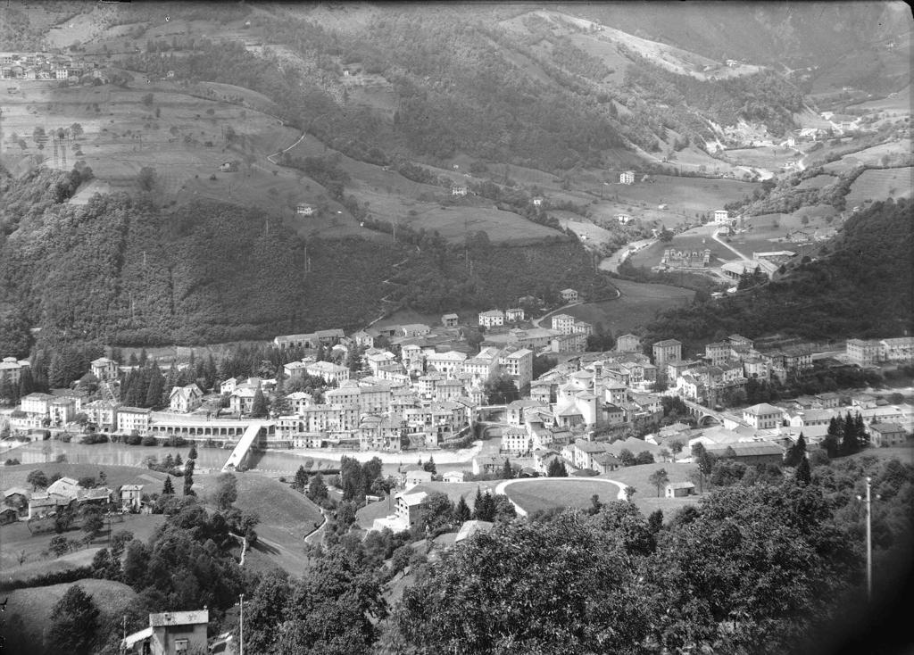 Case Tra Le Montagne · Historify