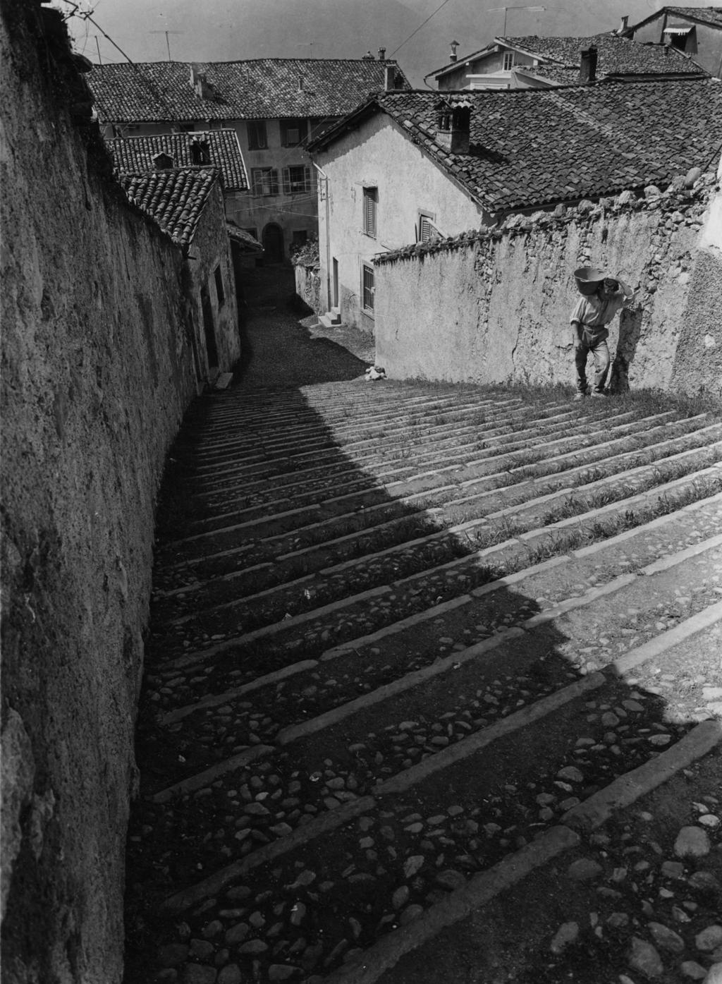 Scalinata, Clusone · Historify