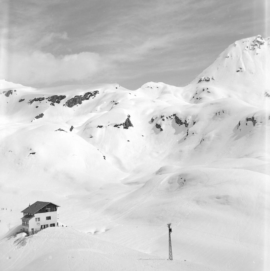 Rifugio Montano · Historify