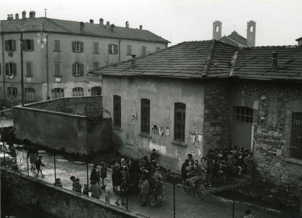 Scuola G. Rosa · Historify
