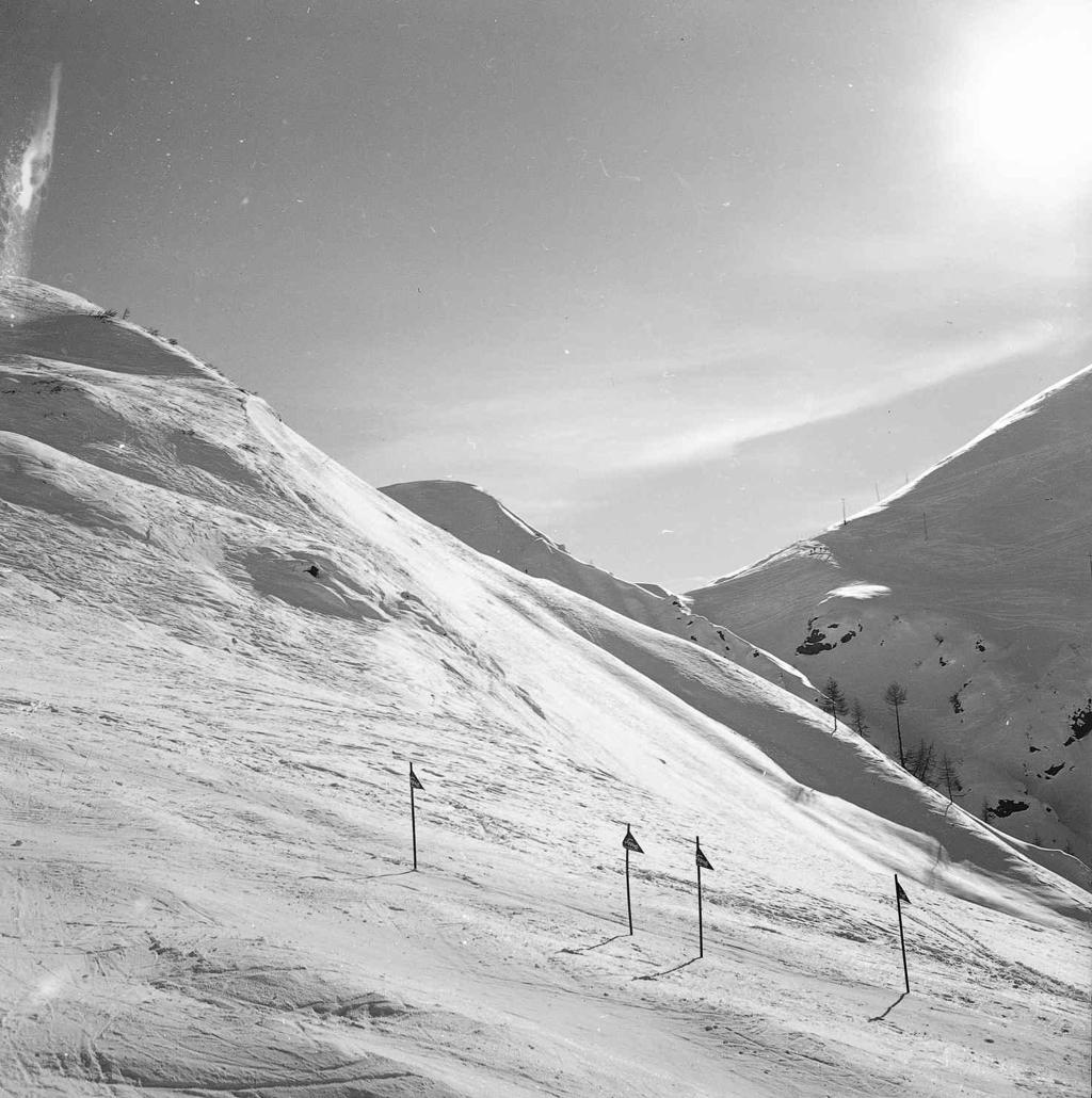 Montagne Innevate · Historify