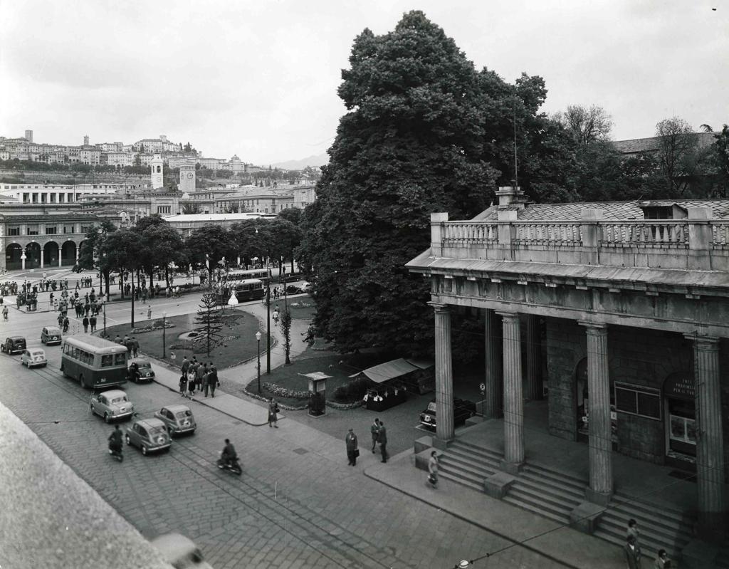 Vita In Città · Historify