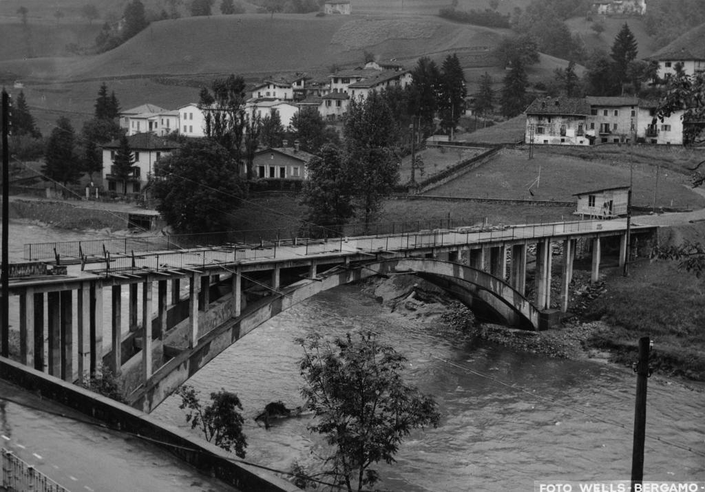 Ponte San Giovanni Bianco · Historify