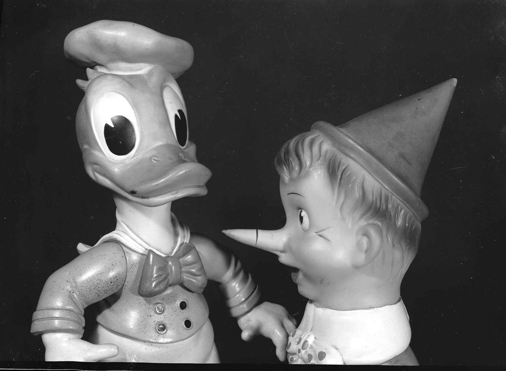 Giocattoli Di Paperino E Pinocchio · Historify
