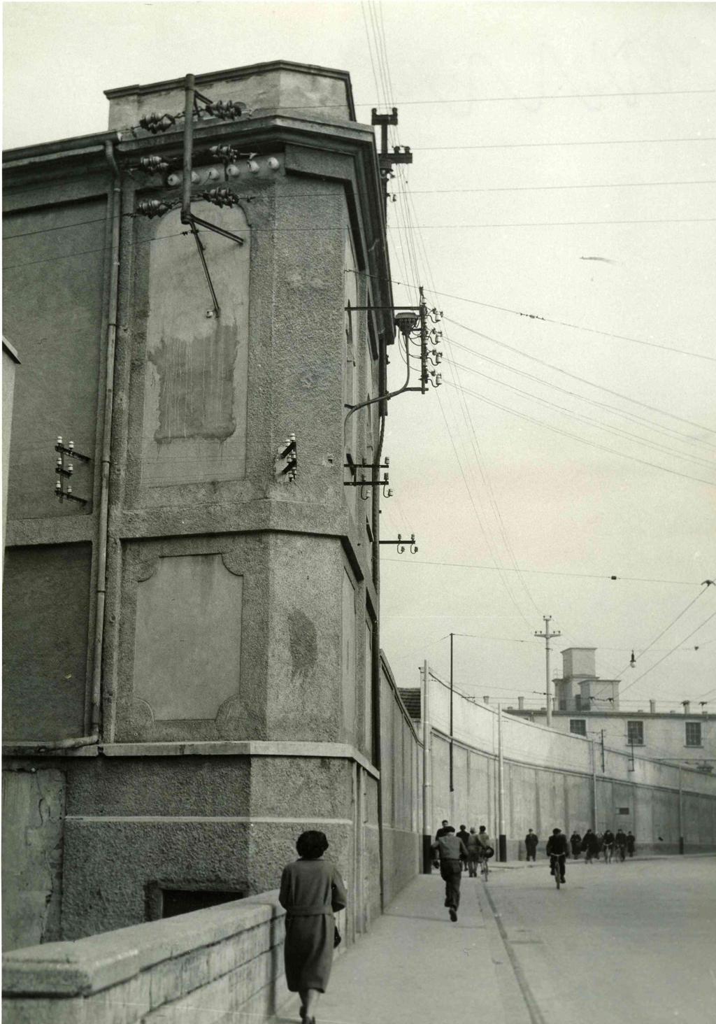 Via A. Maj · Historify