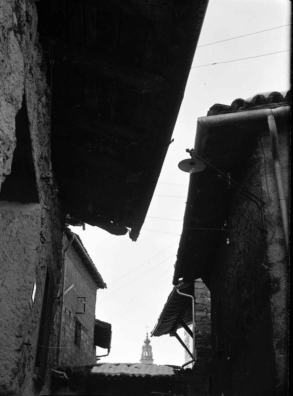 Scrutando il cielo · Historify