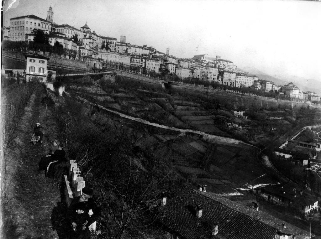 Panoramica di Città Alta · Historify