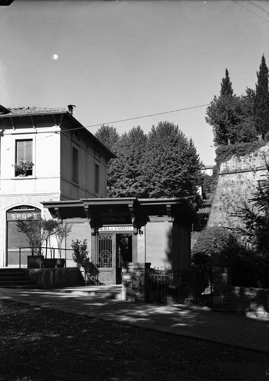 Funicolare San Vigilio · Historify