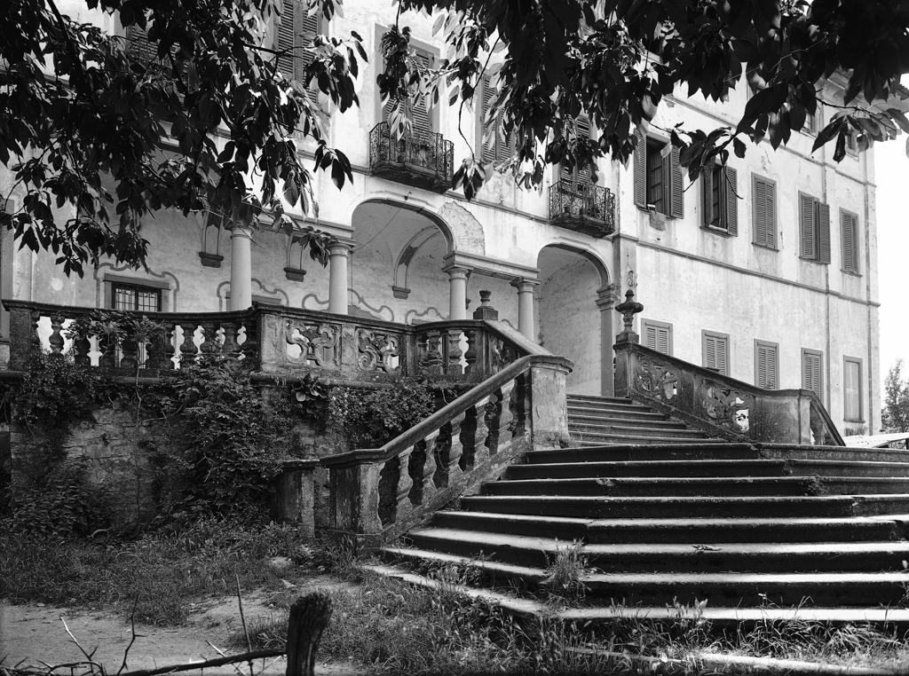 Villa · Historify