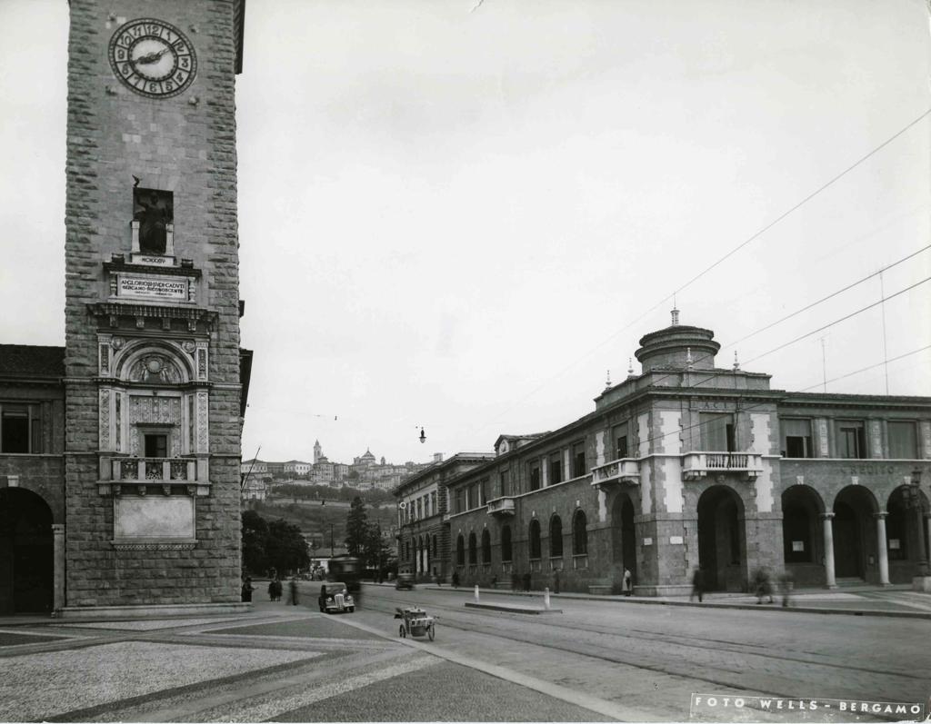 Torre Dei Caduti · Historify