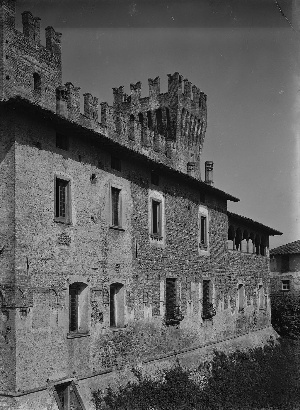 Castello Malpaga · Historify