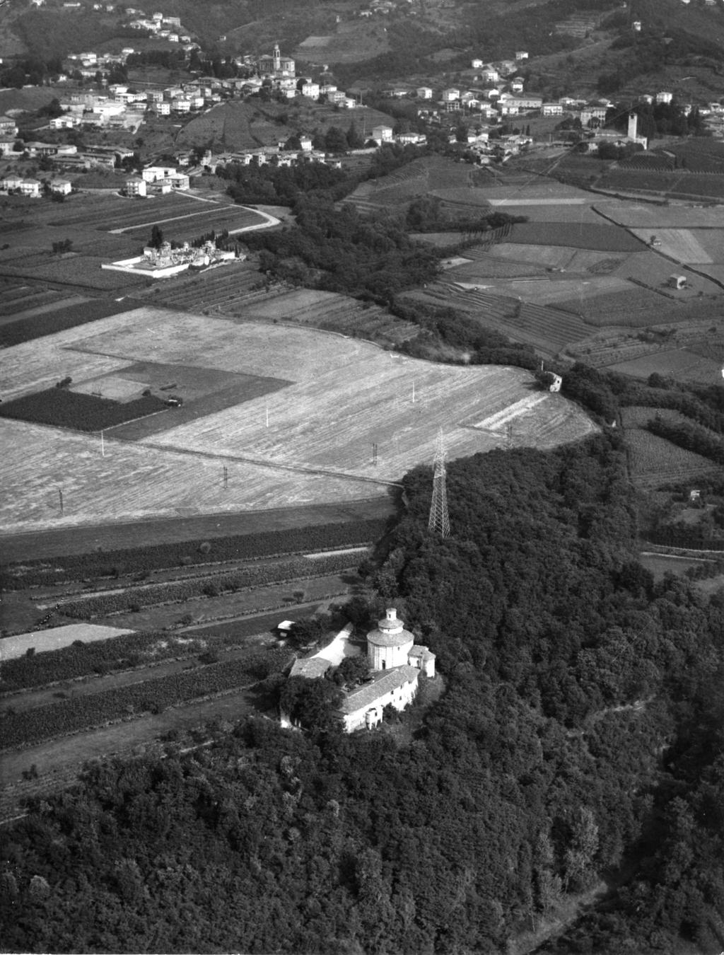 Vista su Almenno San Bartolomeo · Historify