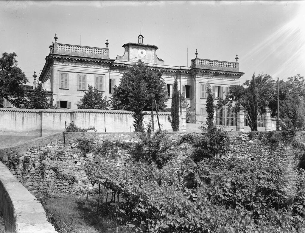 Palazzo Mosconi Celati · Historify
