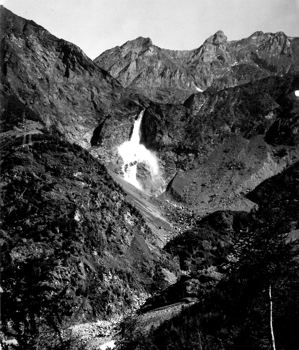 Le Cascate del Serio · Historify
