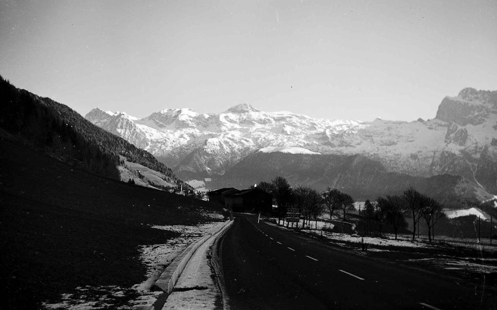 Strada Di Montagna · Historify