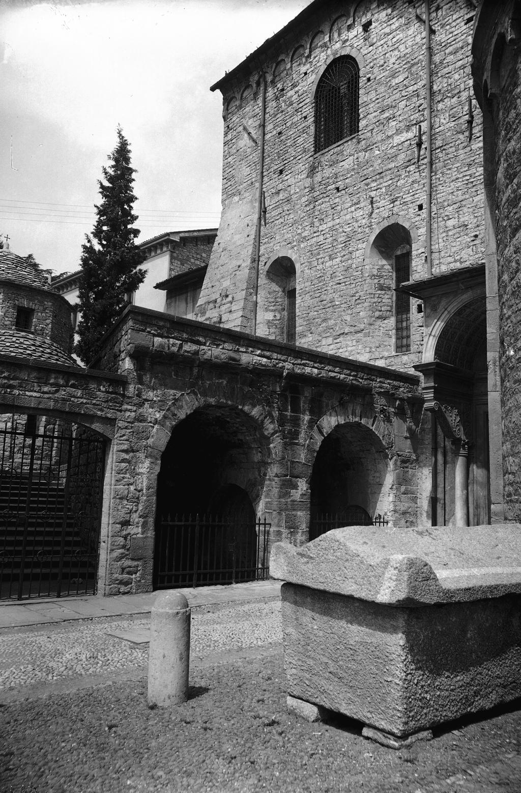 Tempietto di Santa Croce · Historify