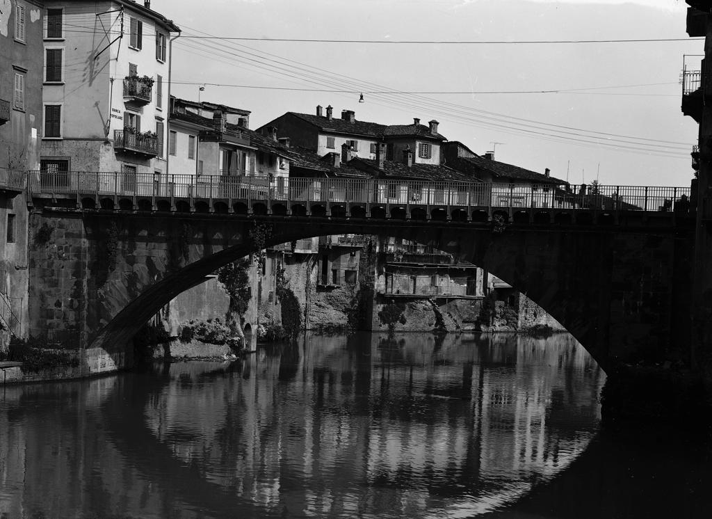 Ponte, Ponte San Pietro · Historify