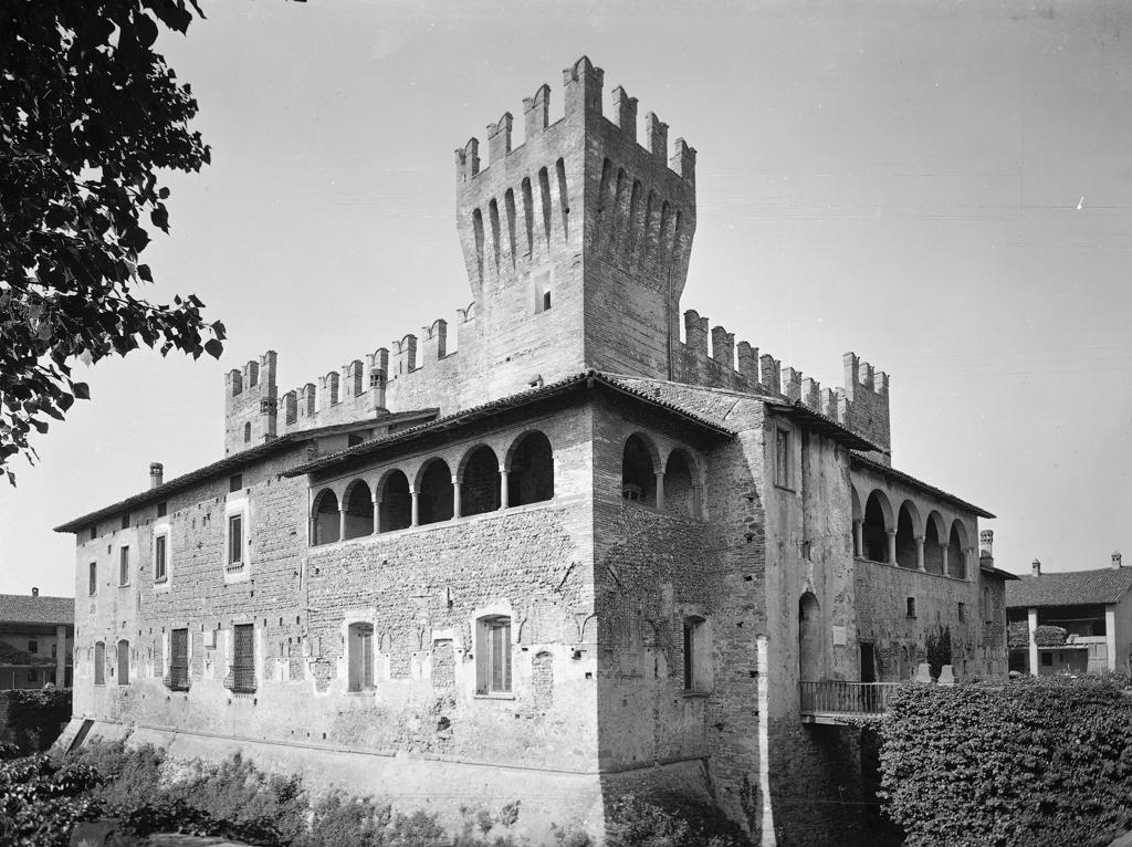 Castello Malpaga · Historify