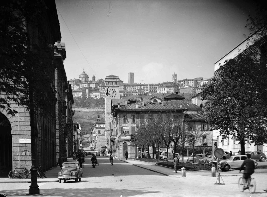 Movimento In Città · Historify