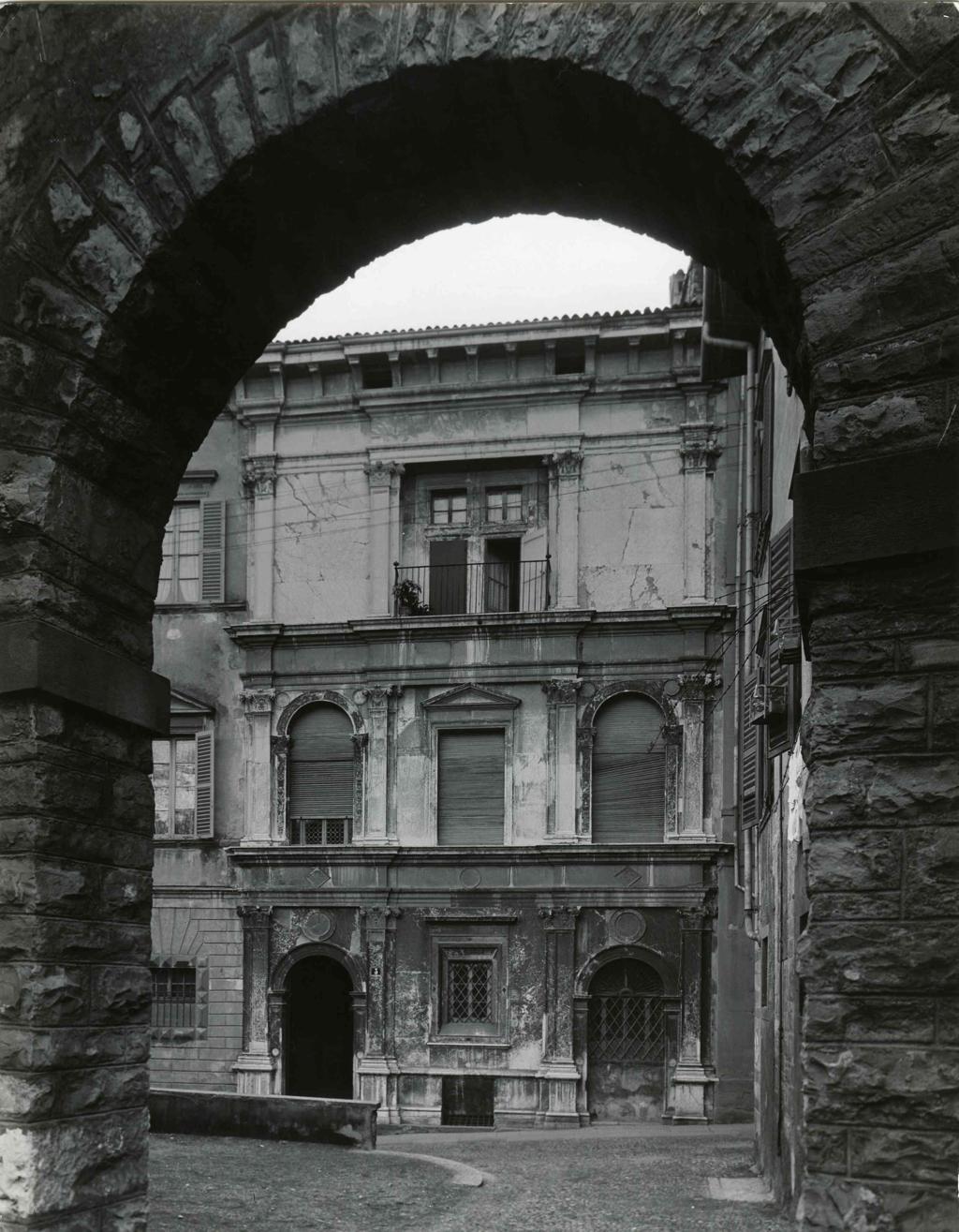 Casa Dell’Arciprete · Historify
