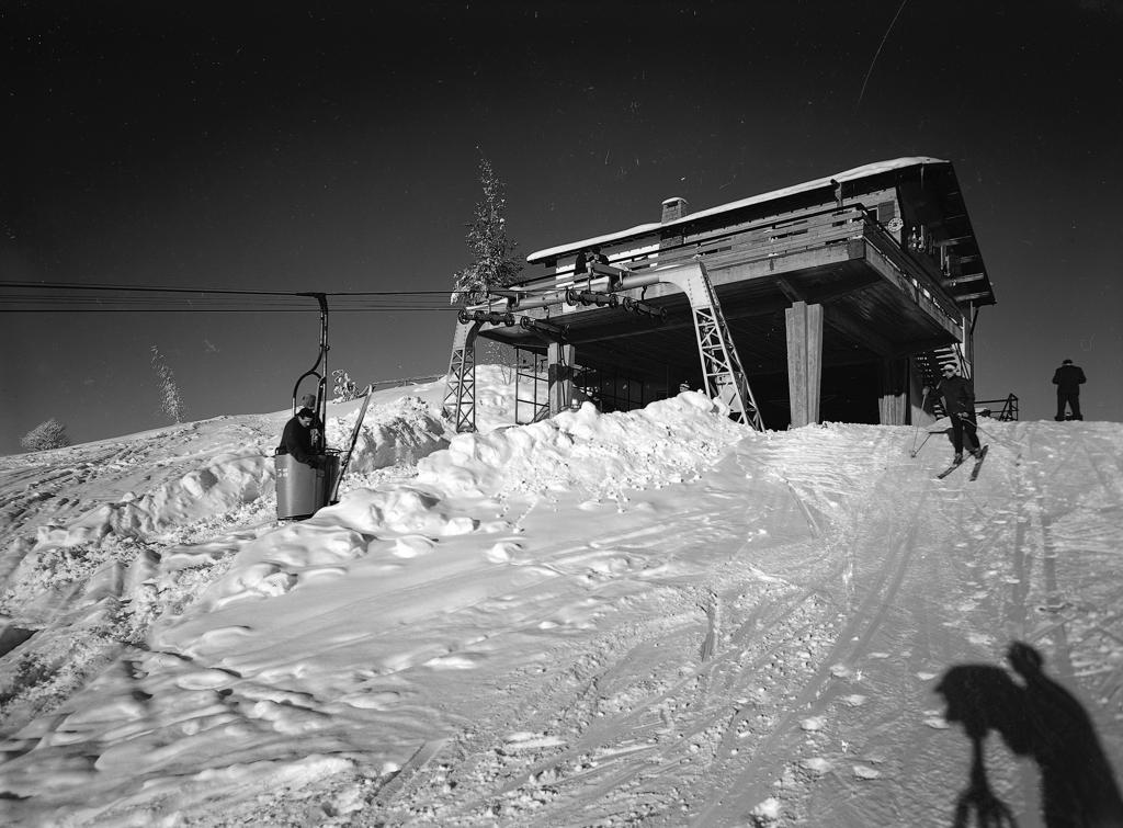 Stazione D'Arrivo Della Cabinovia · Historify