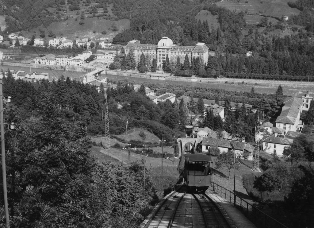 Funicolare San Pellegrino Terme · Historify