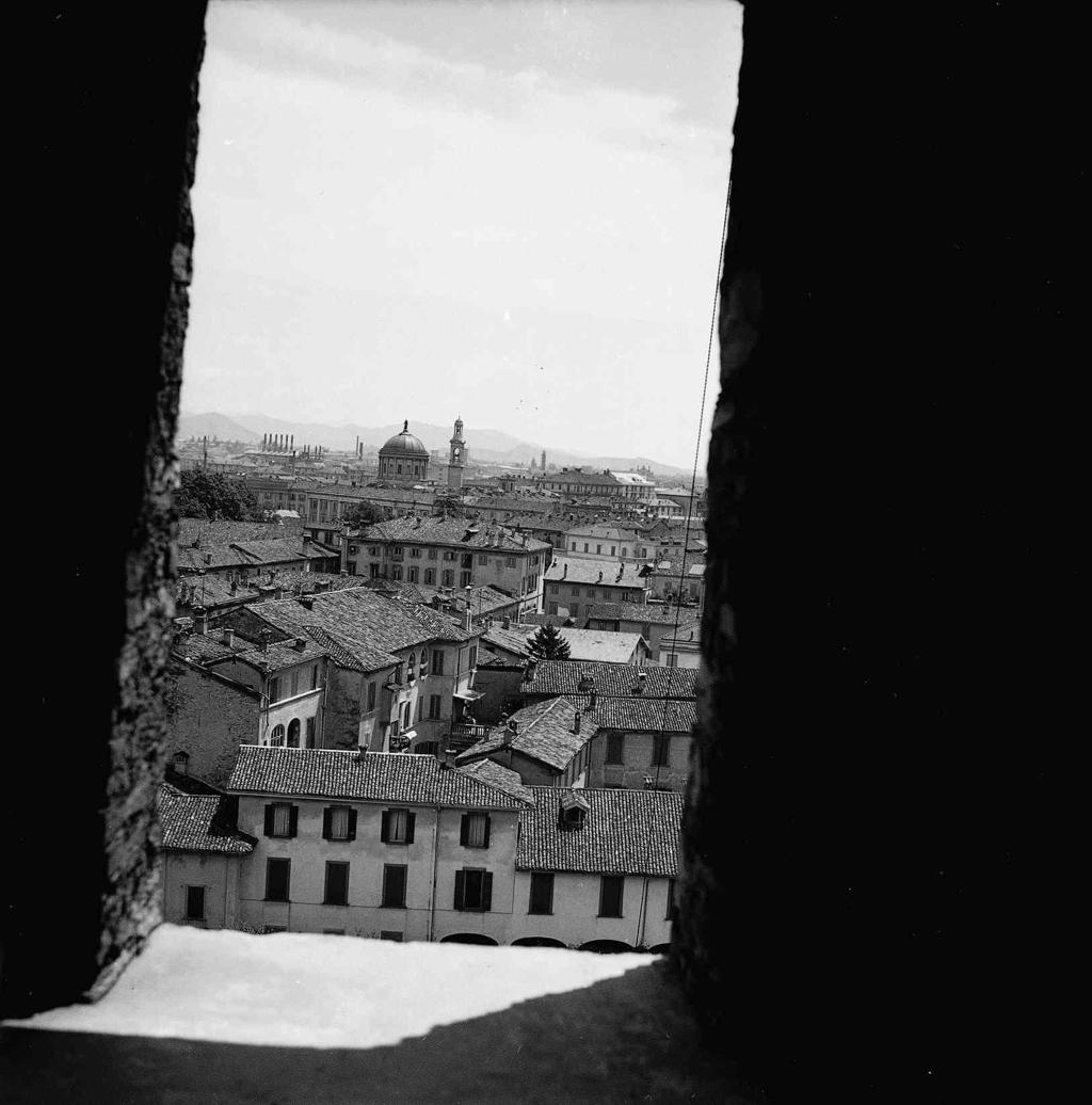 Scorcio Di Città · Historify
