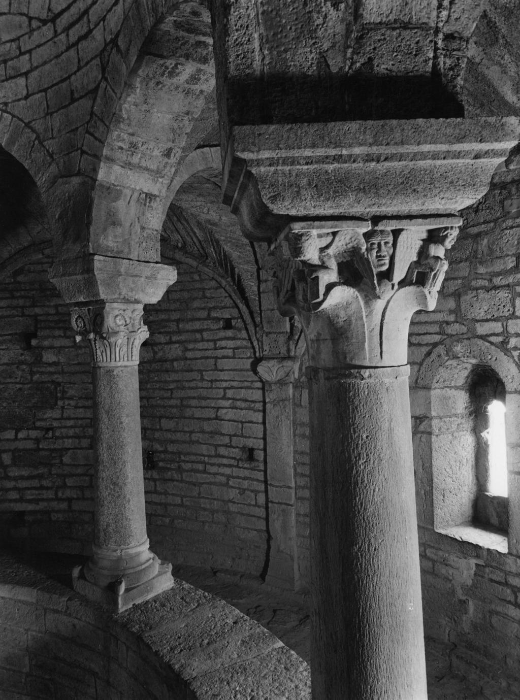 Particolare Della Rotonda Di San Tomè Di Almenno San Bartolomeo · Historify
