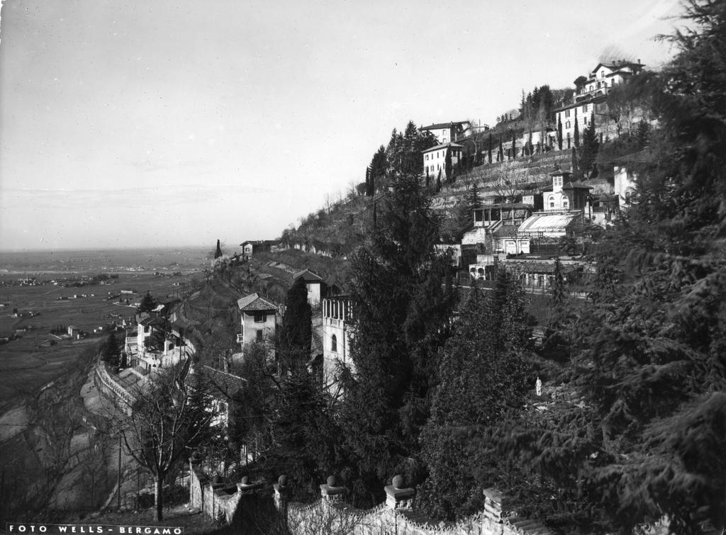 Vista dai colli di Bergamo · Historify