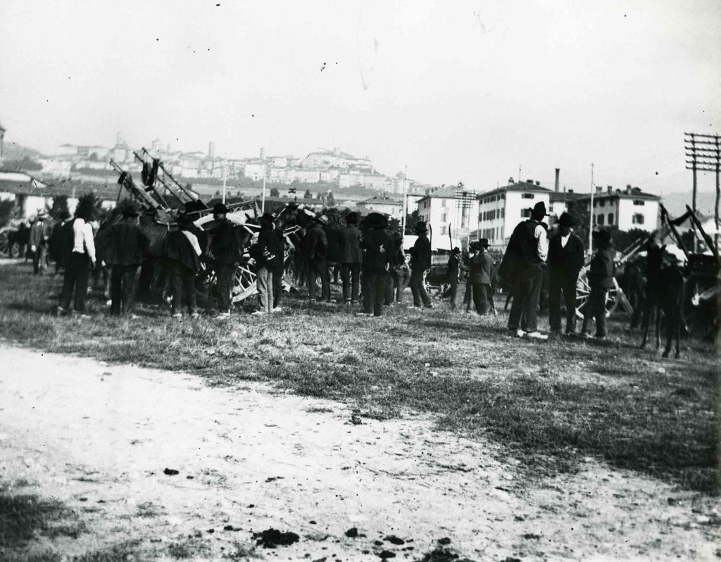 Foro Boario, Piazzale Alpini · Historify