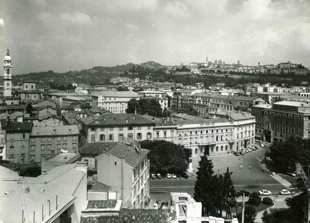 Vista Sul Municipio · Historify