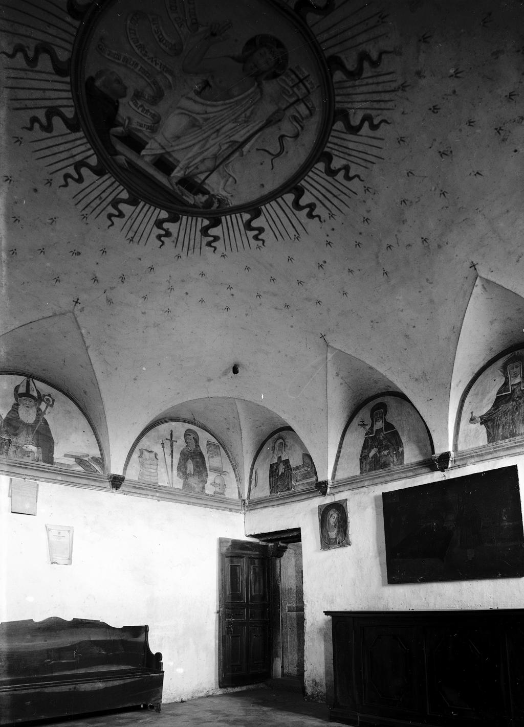 Interno Chiesa · Historify