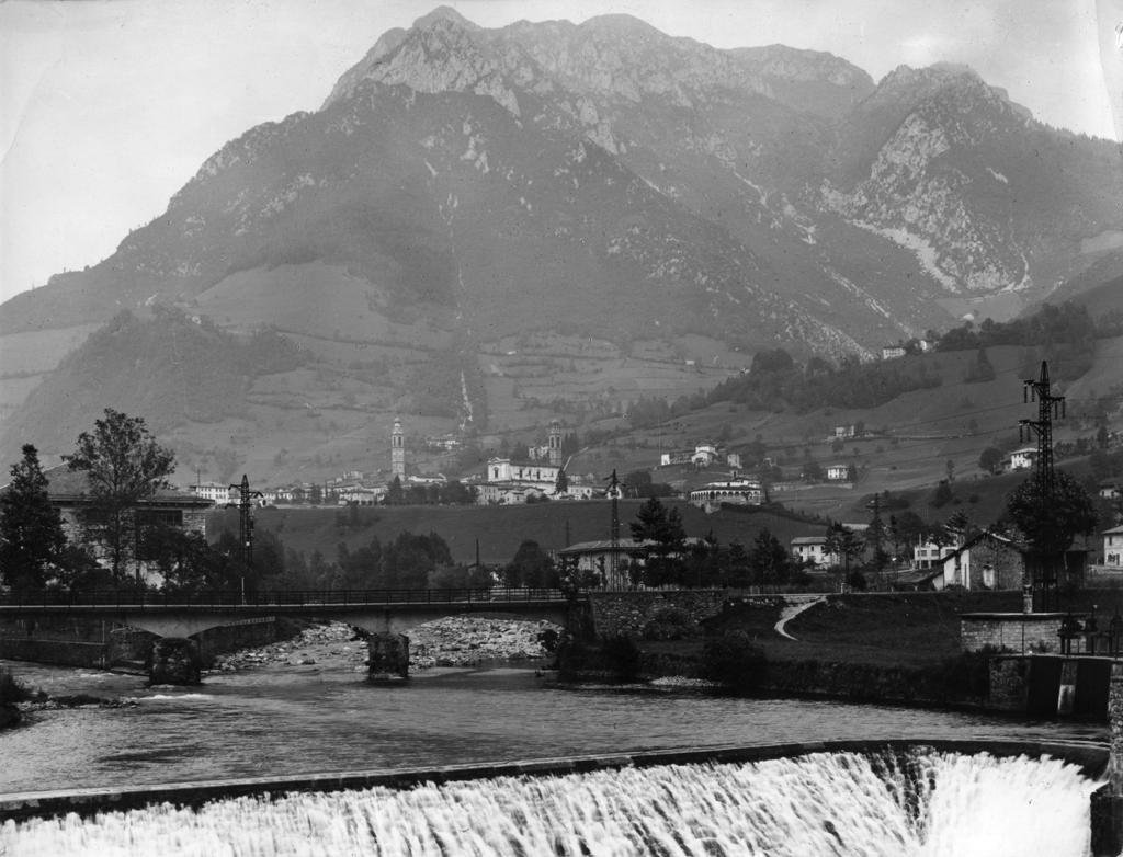 Ponte Sul Serio Ad Ardesio · Historify