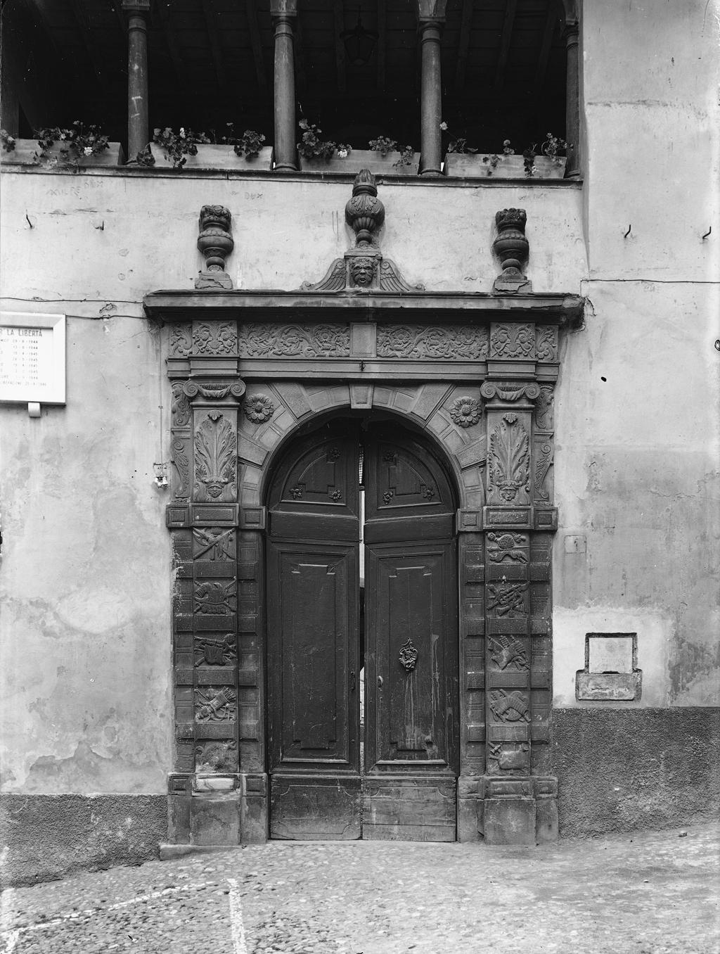 Porta D'Ingresso · Historify