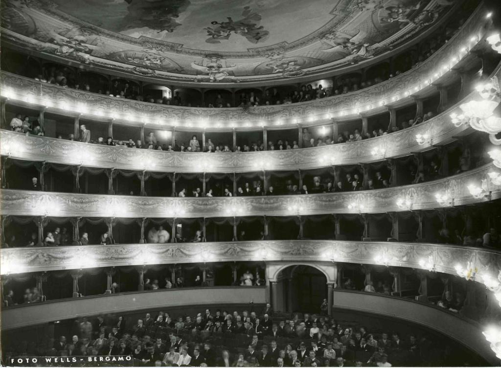 Vita A Teatro Donizetti · Historify