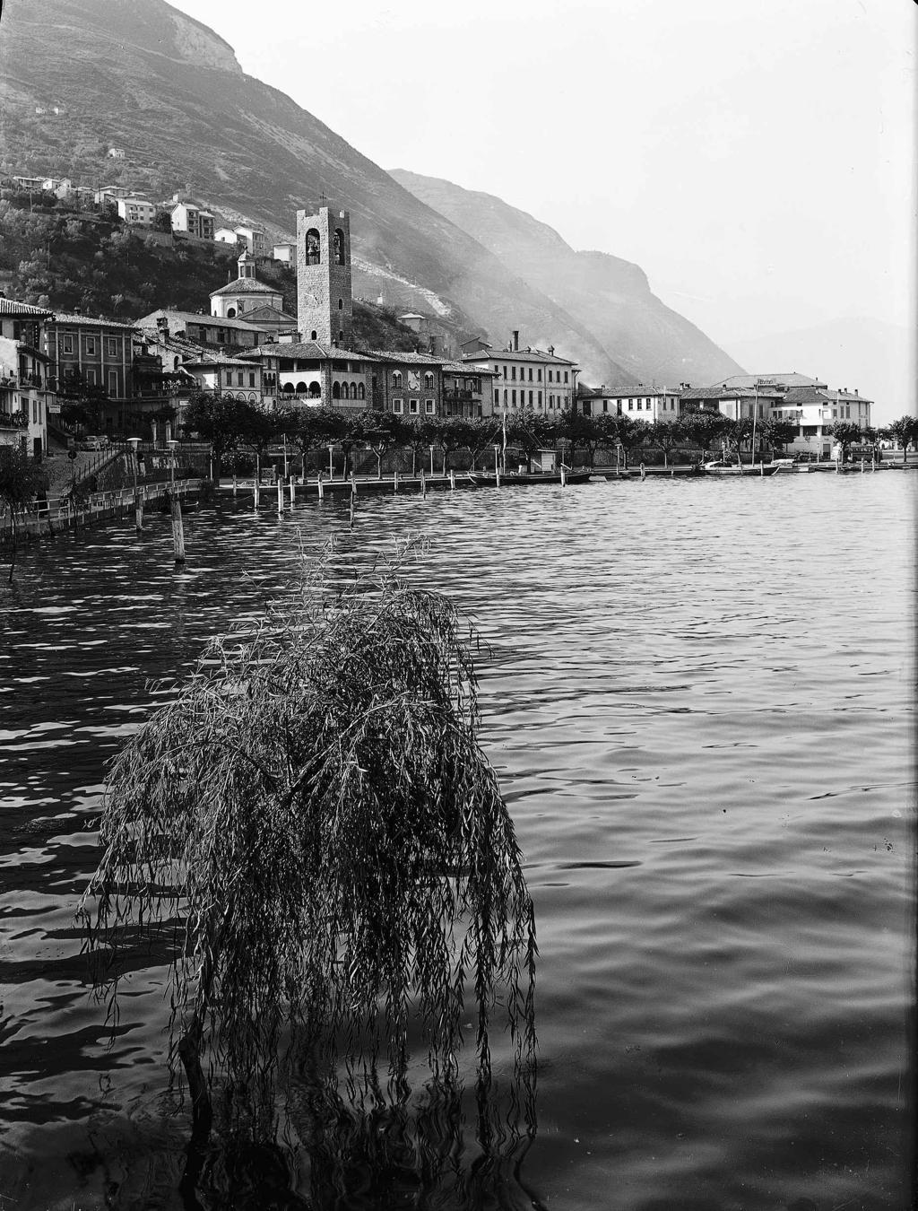 Centro Urbano In Riva Al Lago · Historify