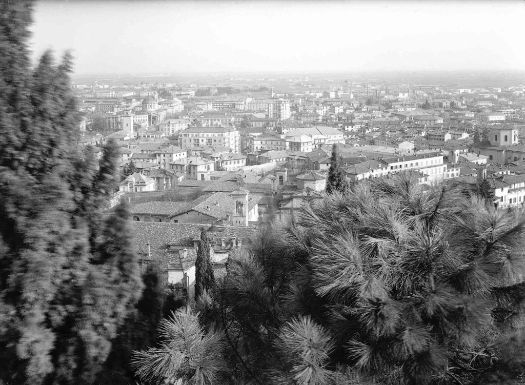 Centro Urbano · Historify