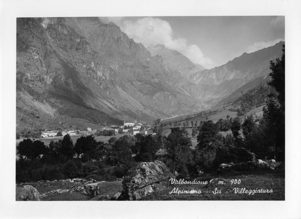 Vista su Valbondione · Historify