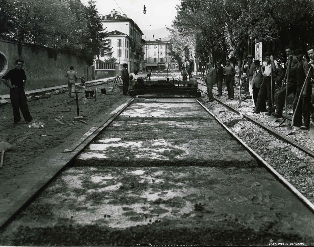 Via Battisti · Historify
