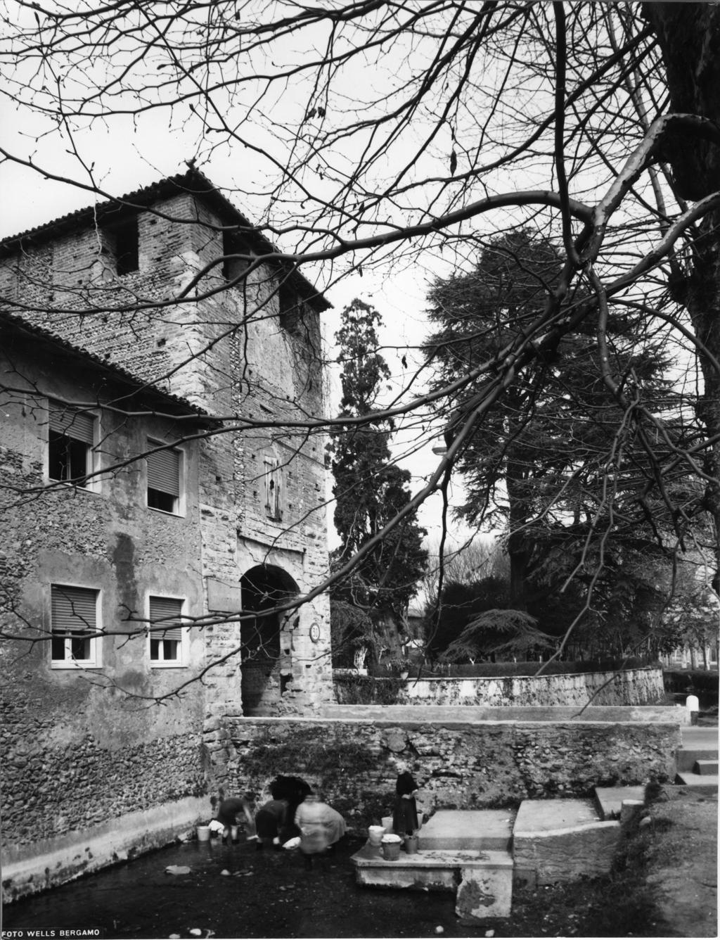 Lavandaie A Cologno · Historify