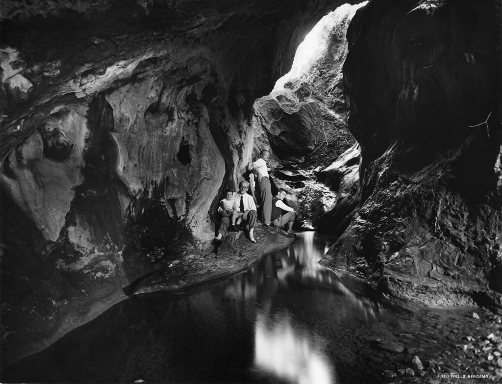 Grotte Di Selvino · Historify