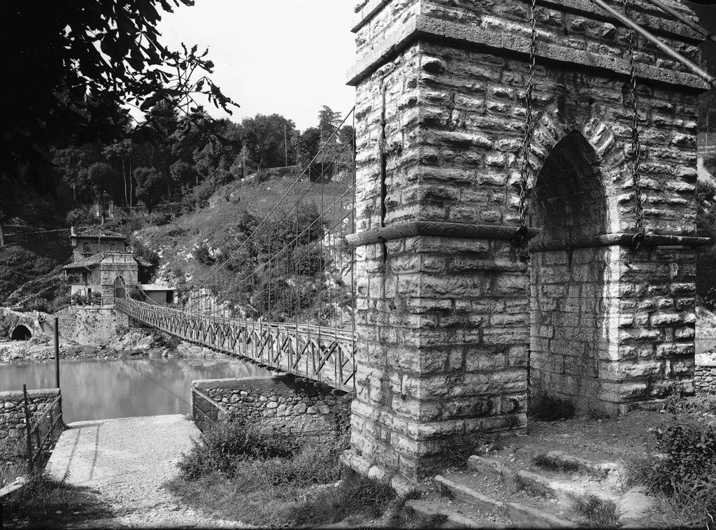 Ponte Di Clanezzo · Historify