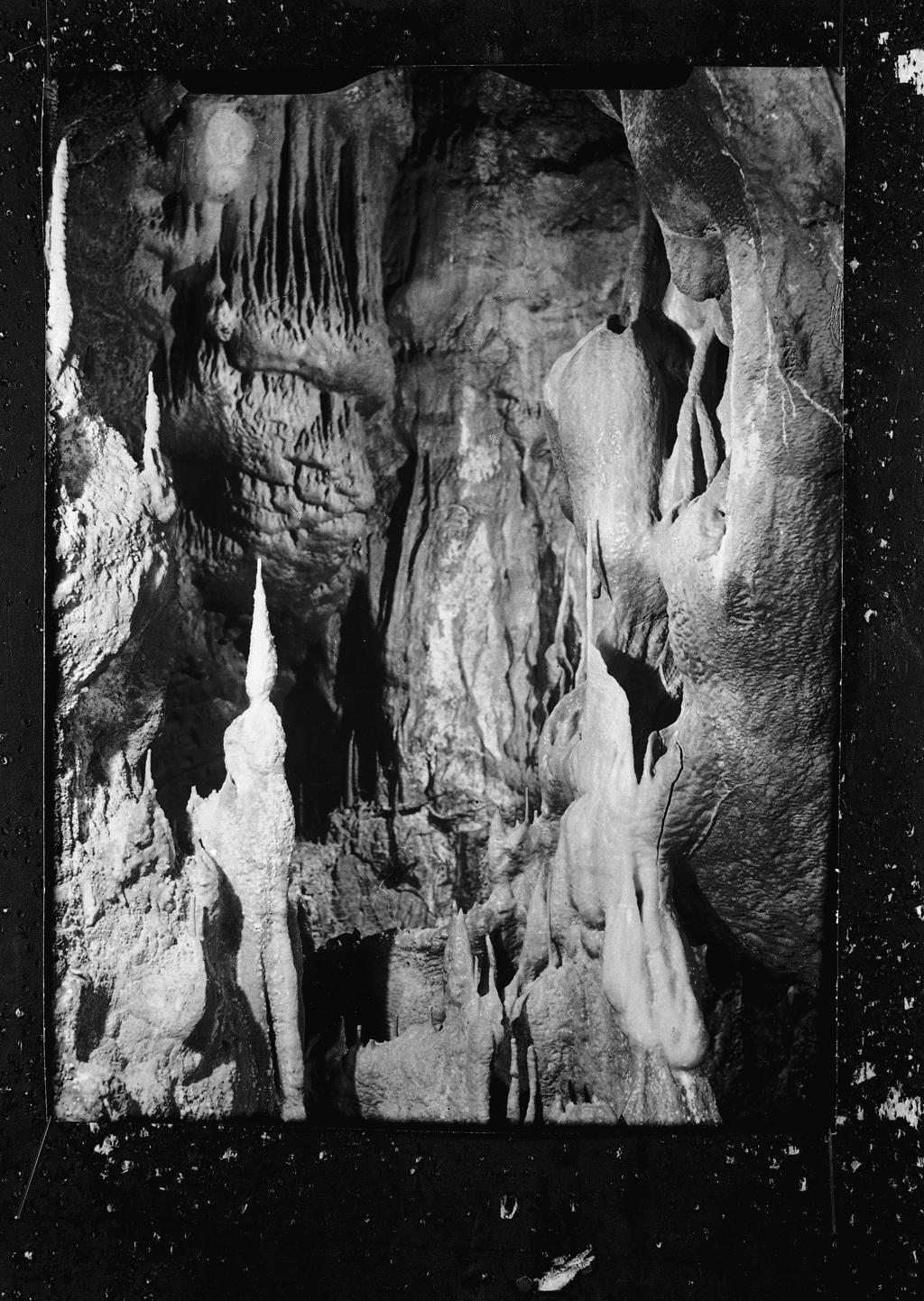Interno Grotte Delle Meraviglie · Historify