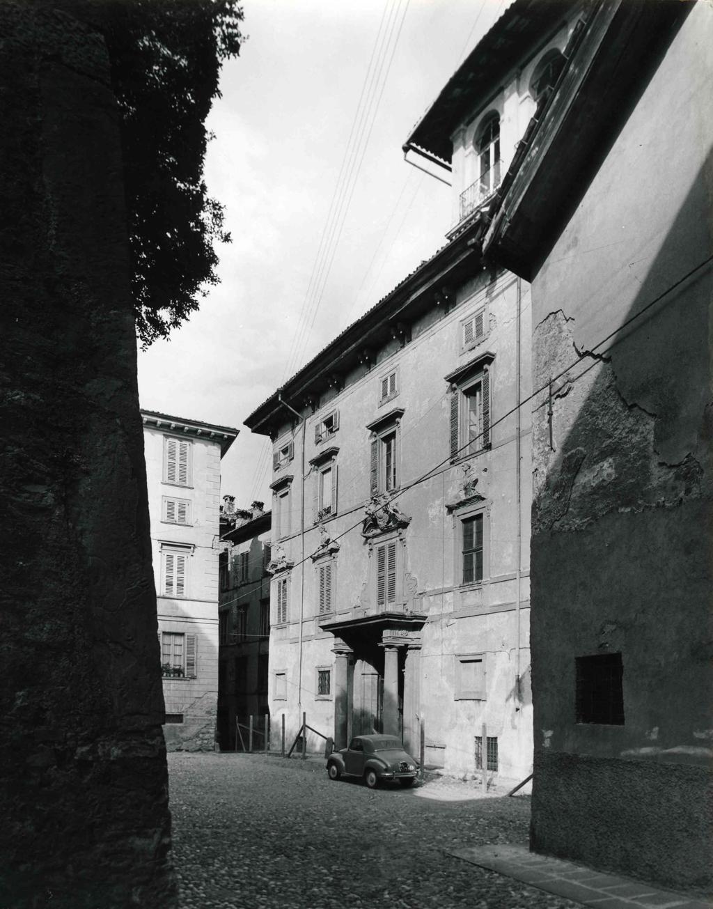 Palazzo Terzi · Historify