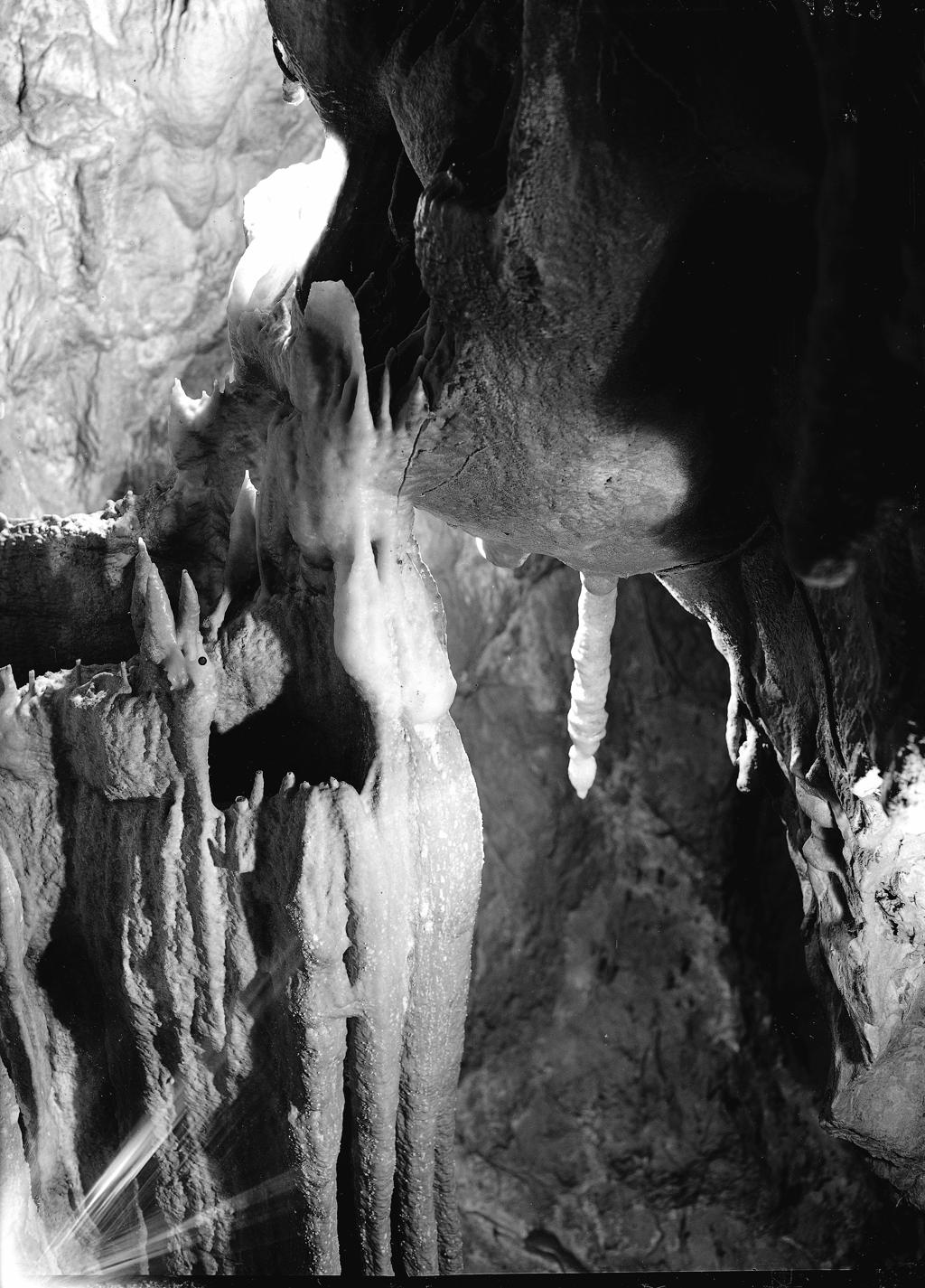 Stalattiti Grotte Delle Meraviglie · Historify