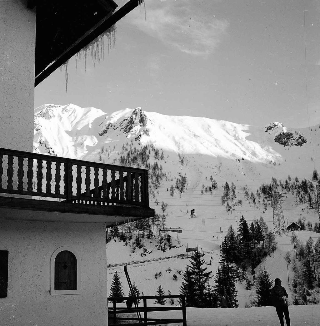 Rifugio In Primo Piano · Historify