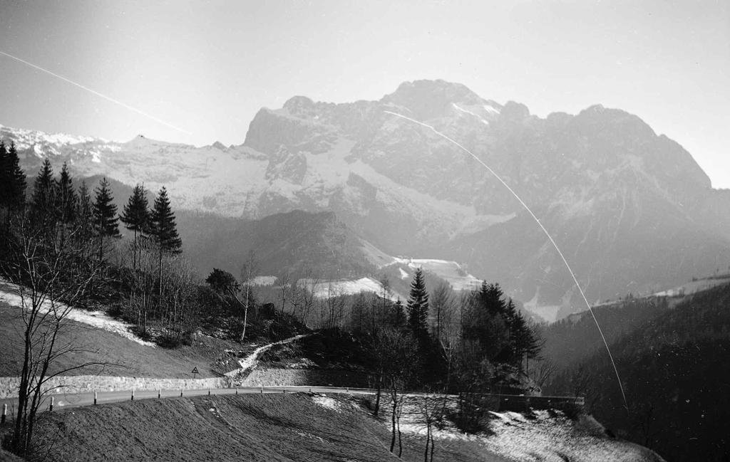 Strada di montagna · Historify