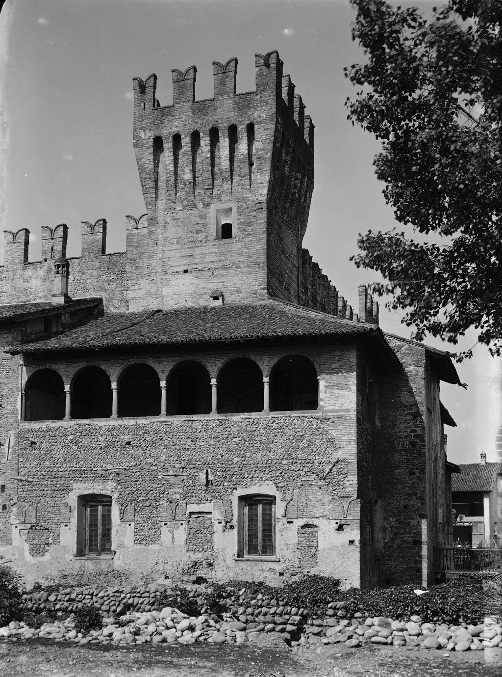 Castello Malpaga · Historify
