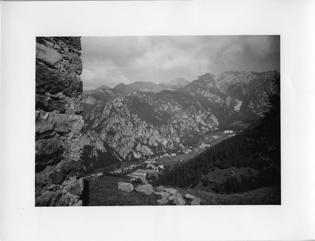 Scorci di montagna a Piazzatorre · Historify